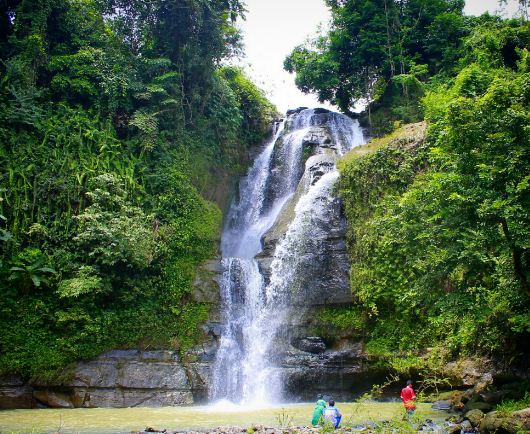 Witnessing Clouds at the Cilacap-Banyumas Border: Bukit Cigriyeng Indah